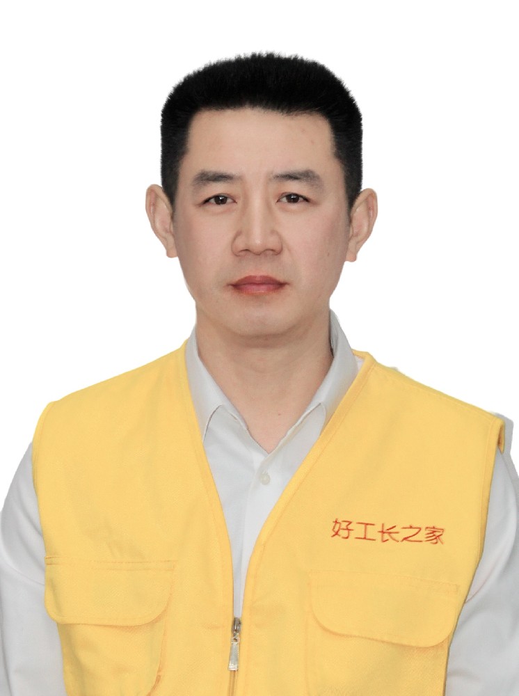 王洪伟